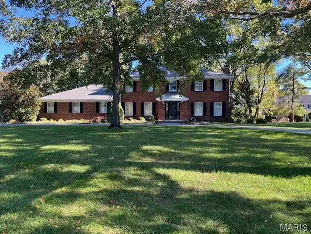 6 Chippenham Lane, Chesterfield, MO 63005 - Image #2