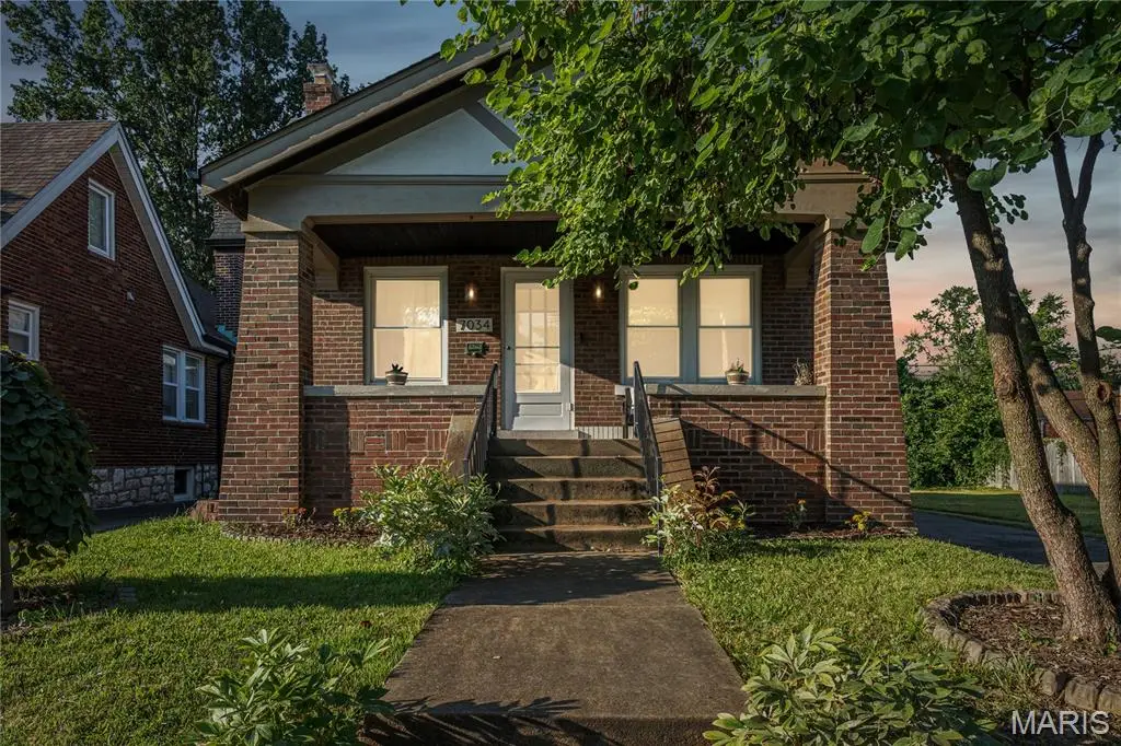 7034 Plymouth Avenue, University City, MO 63130 - Image #1