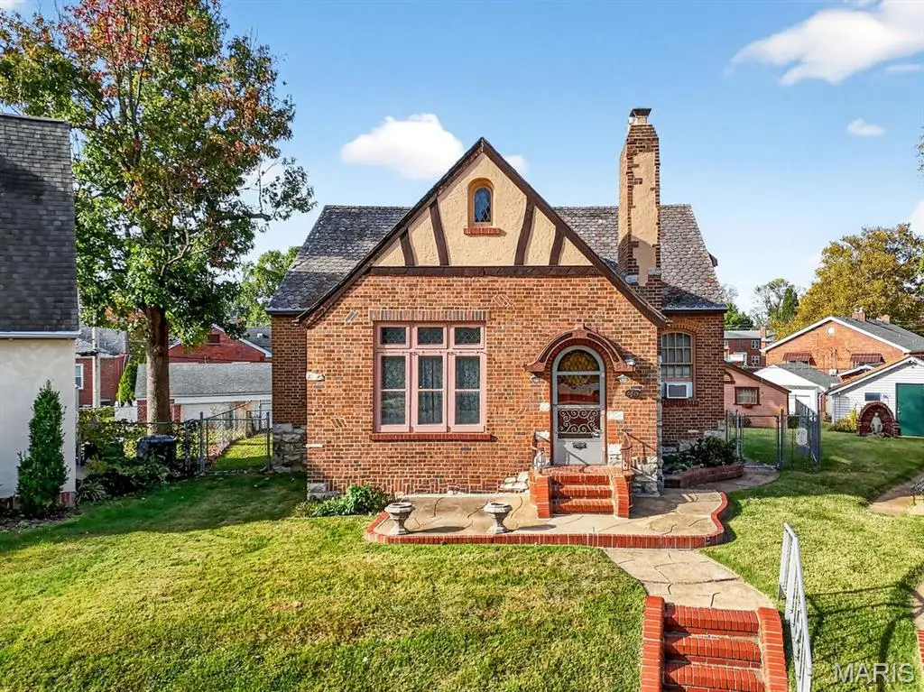 6433 Woodbine Court, Saint Louis, MO 63109 - #1