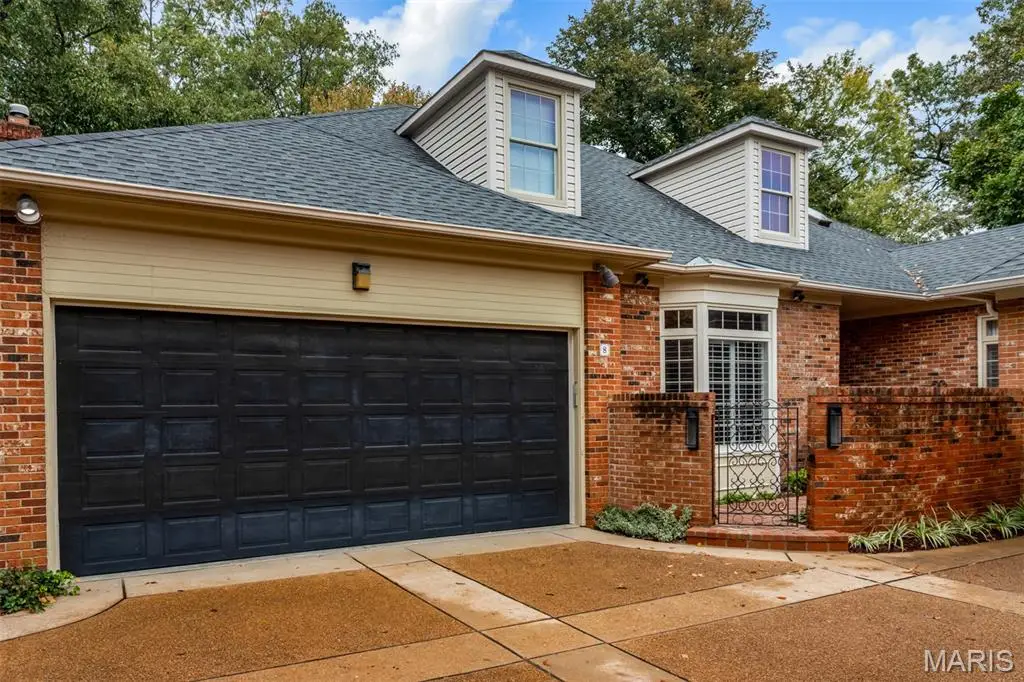 8 Upper Price Road, Saint Louis, MO 63132 - #1