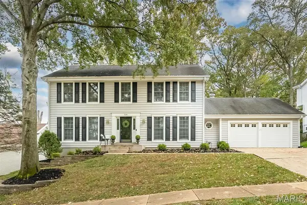 734 Chancellor Heights Drive, Manchester, MO 63011