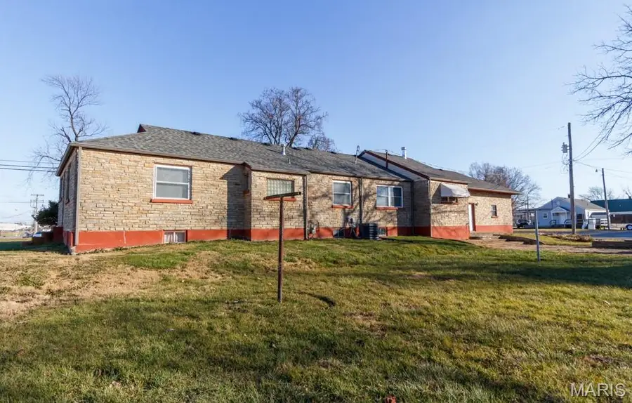 1171 W Elm Street, Lebanon, MO 65536 - Image #3