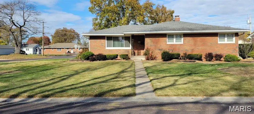 115 Joan Drive, Hartford, IL 62048 - Image #1