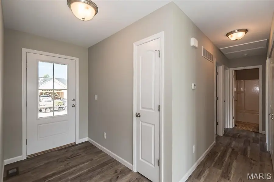 960 Brookfield Chase Court, Florissant, MO 63031 - Image #2