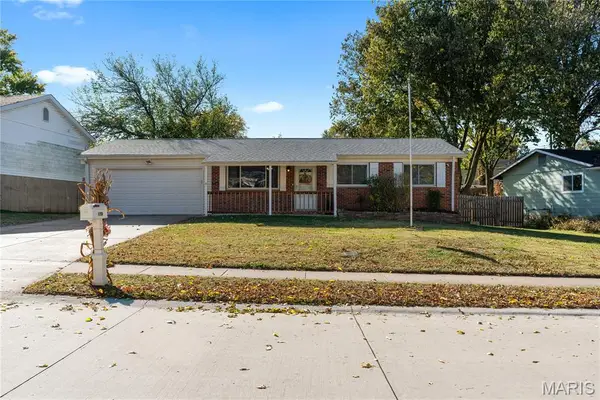 1759 Roth Hill Drive, Maryland Heights, MO 63043