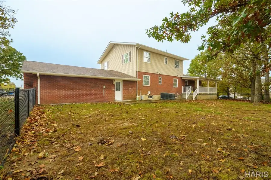 695 Sidney Street, Saint James, MO 65559 - Image #2