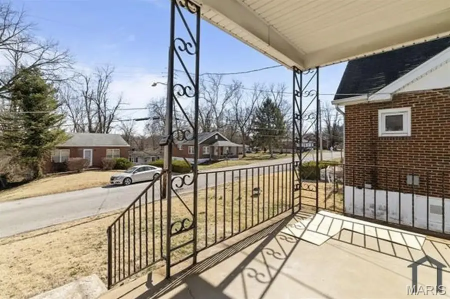Address Withheld By Seller, Saint Louis, MO 63121 - Image #2