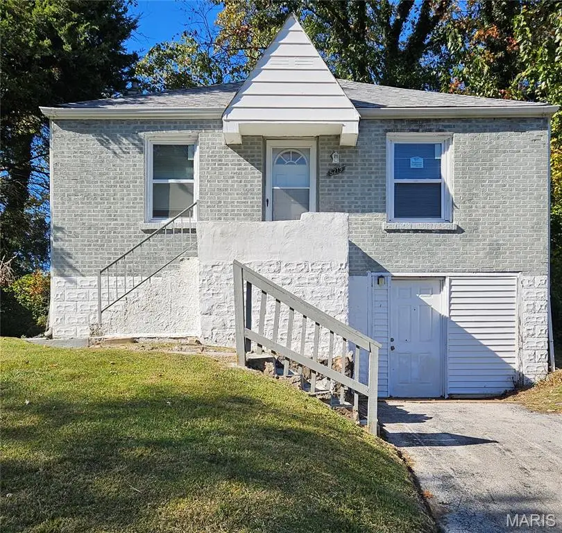 5219 Fletcher Street, Saint Louis, MO 63136 - Image #1