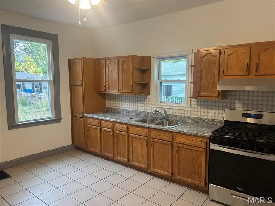 1031 N 1st Street, Breese, IL 62230 - Image #3