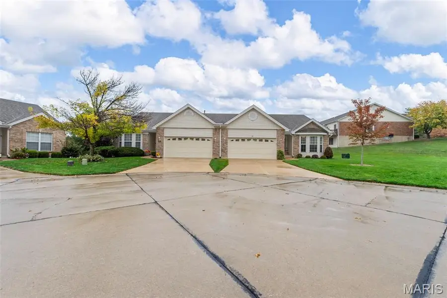 14 Shasta Pointe Court #49A, Saint Charles, MO 63301 - Image #2