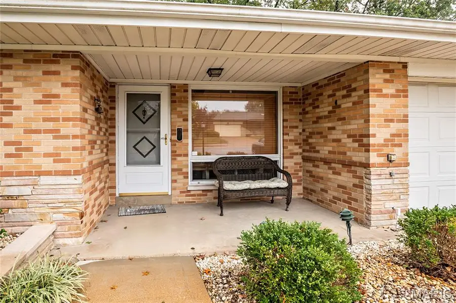 725 Buckley Road, Mehlville, MO 63125 - Image #3