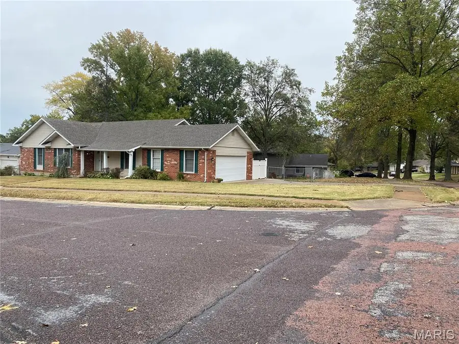 6320 Hadden Bay Drive, Florissant, MO 63033 - Image #3