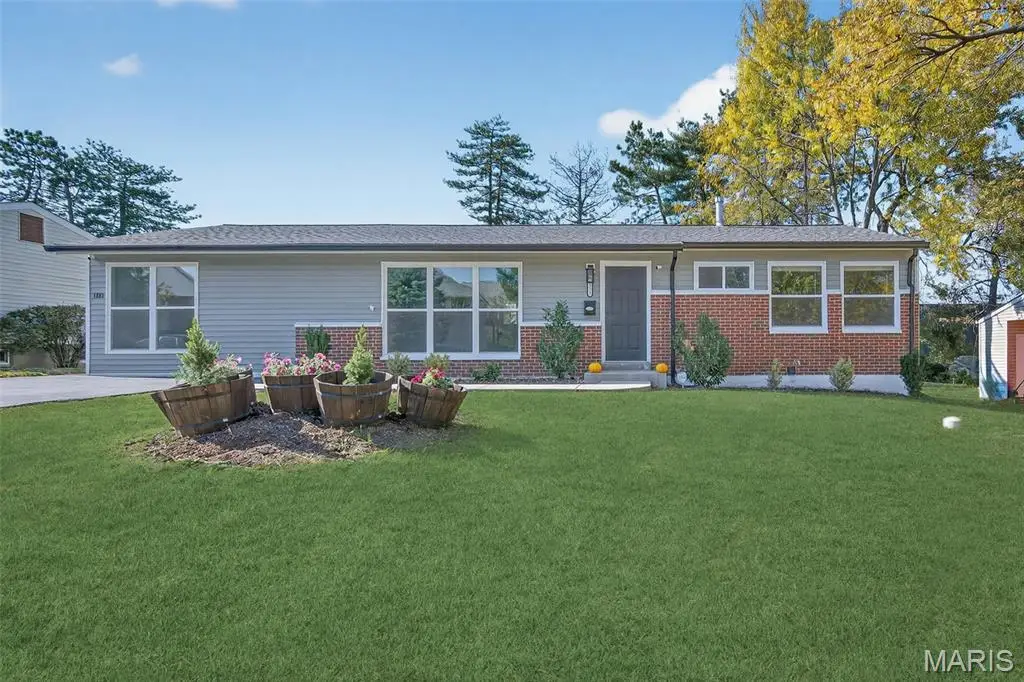 1223 Olivette Drive, Saint Louis, MO 63132 - #1