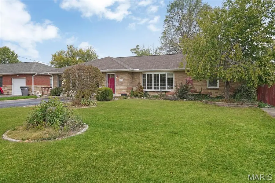 207 South Street, Brighton, IL 62012 - Image #2