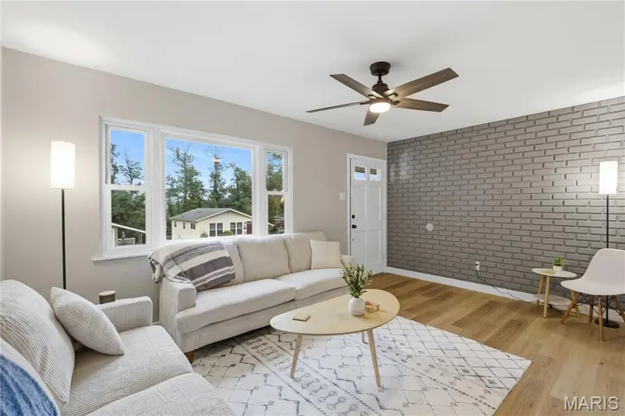 236 Ballwin Avenue, Winchester, MO 63021 - Image #3