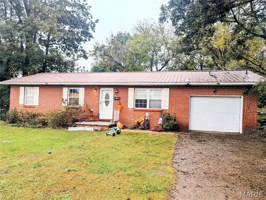 307 N Oak Street, Campbell, MO 63933 - Image #2