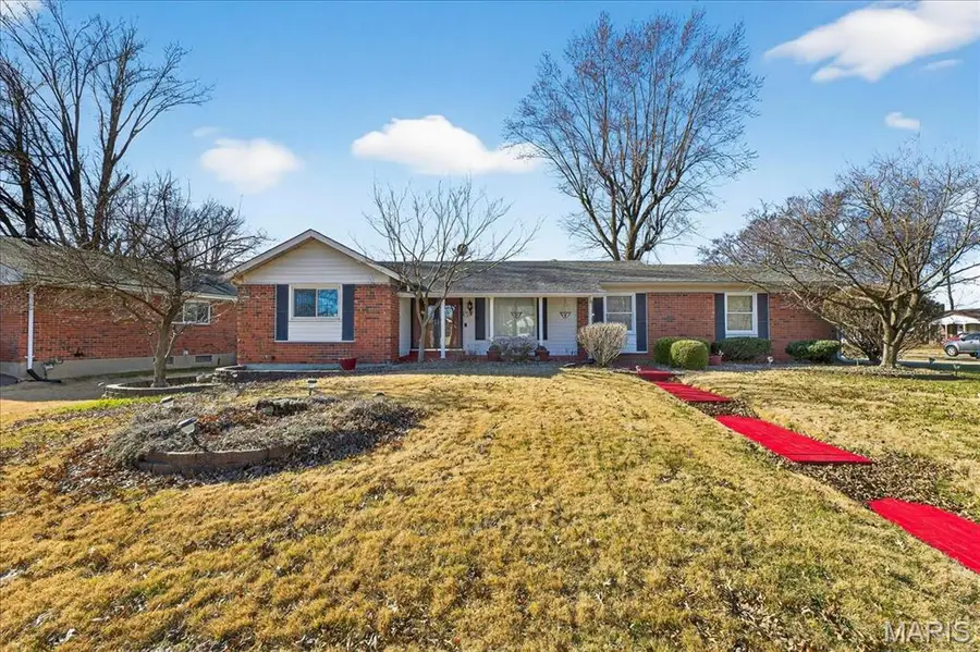 9 Darwin Court, Florissant, MO 63033 - Image #2