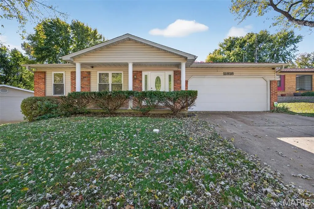 11818 Smoke Rise Court, Maryland Heights, MO 63043 - Image #1