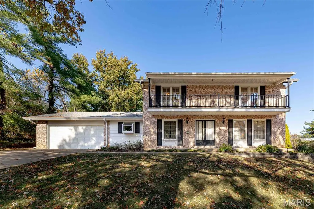 707 Bitterfield Drive, Ballwin, MO 63011 - #1