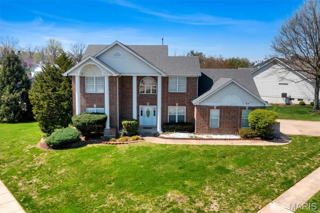 489 Westglen Village Drive, Ballwin, MO 63021 - Image #1