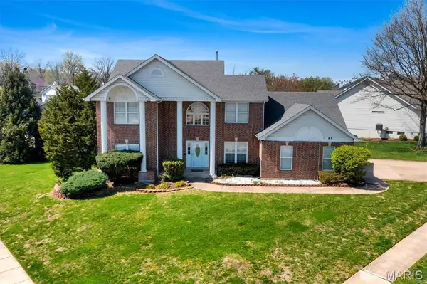 489 Westglen Village Drive, Ballwin, MO 63021