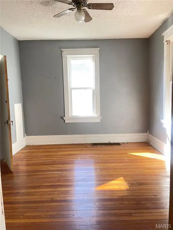 415 E Maple Street, Scott City, MO 63780 - Image #3