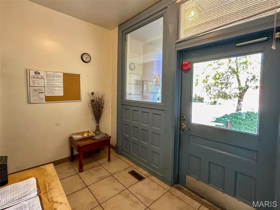 4232 W Pine Boulevard, Saint Louis, MO 63108 - Image #3