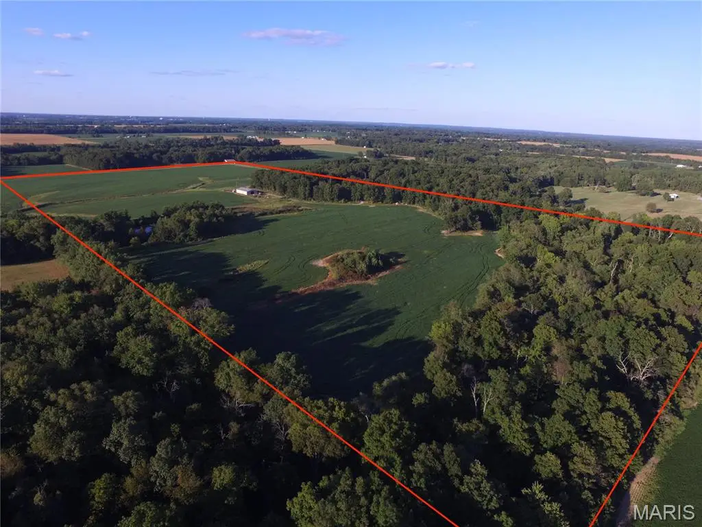 9647 E Barat Rd., Mount Vernon, IL 62864 - Image #1