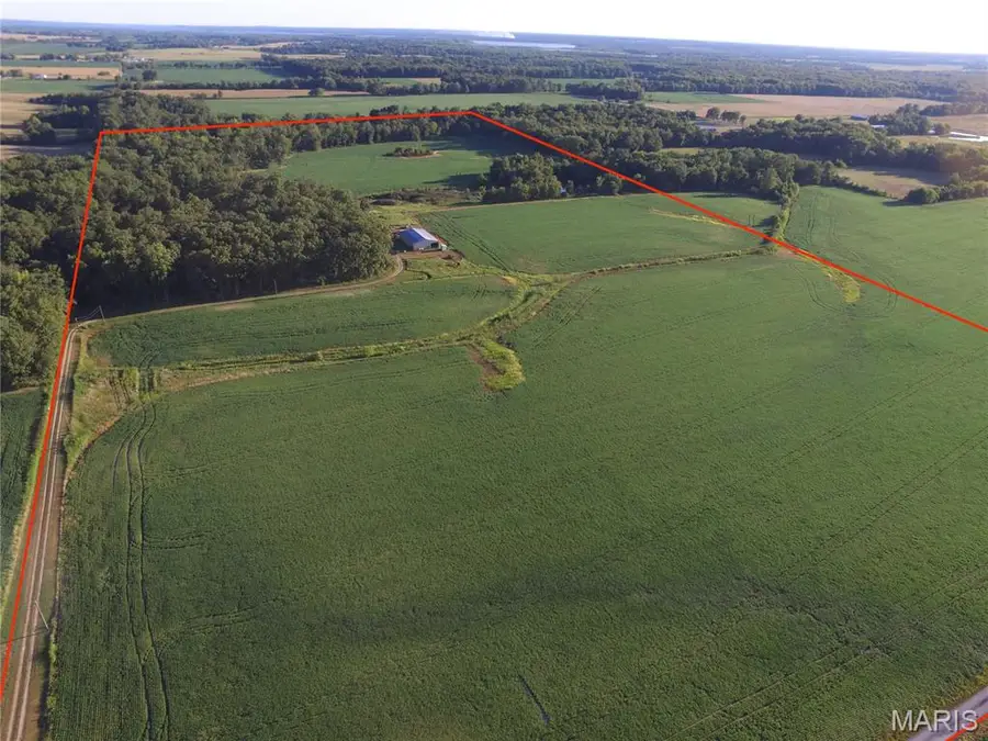 9647 E Barat Rd., Mount Vernon, IL 62864 - Image #2