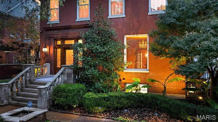 3125 Russell Boulevard, Saint Louis, MO 63104 - Image #2