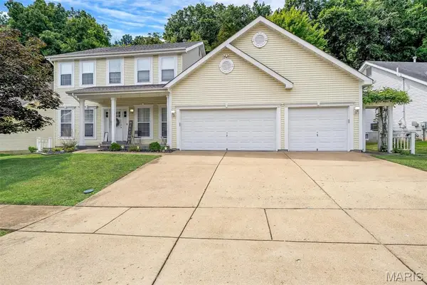 17242 Hilltop Ridge Drive, Eureka, MO 63025