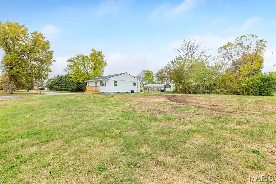 716 S Hickory Street, Bunker Hill, IL 62014 - Image #3