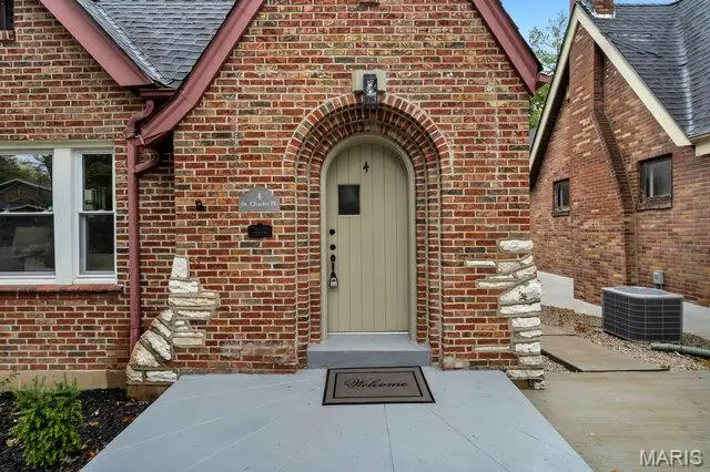 4 Saint Charles Place, Shrewsbury, MO 63119 - Image #2