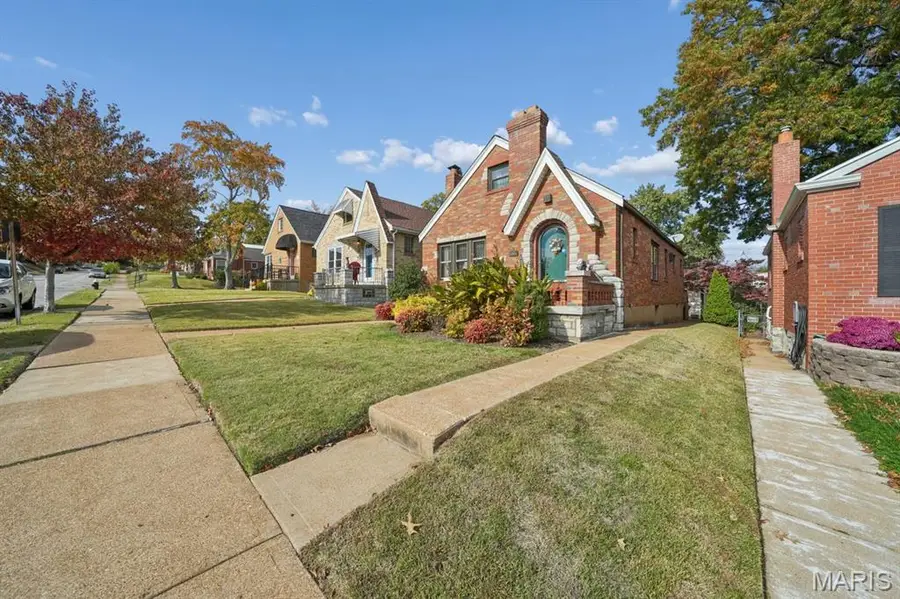 6565 Winnebago Street, Saint Louis, MO 63109 - Image #2