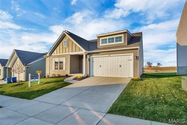 207 Kreder Lane, St Charles, MO 63304