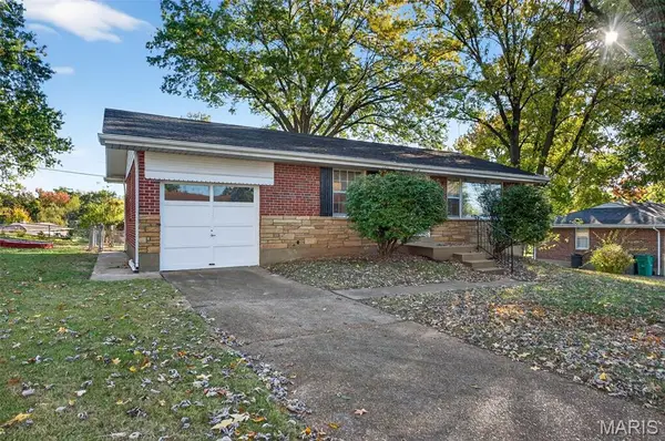 9712 Griffin Drive, St Louis, MO 63137