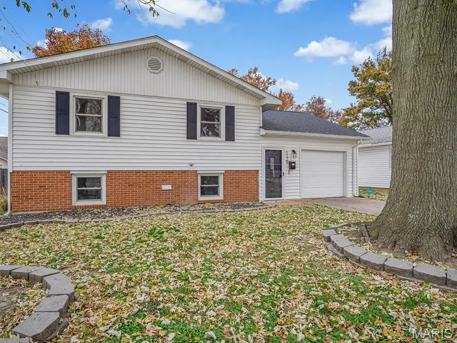 1129 Stone Street, Red Bud, IL 62278 - Image #2
