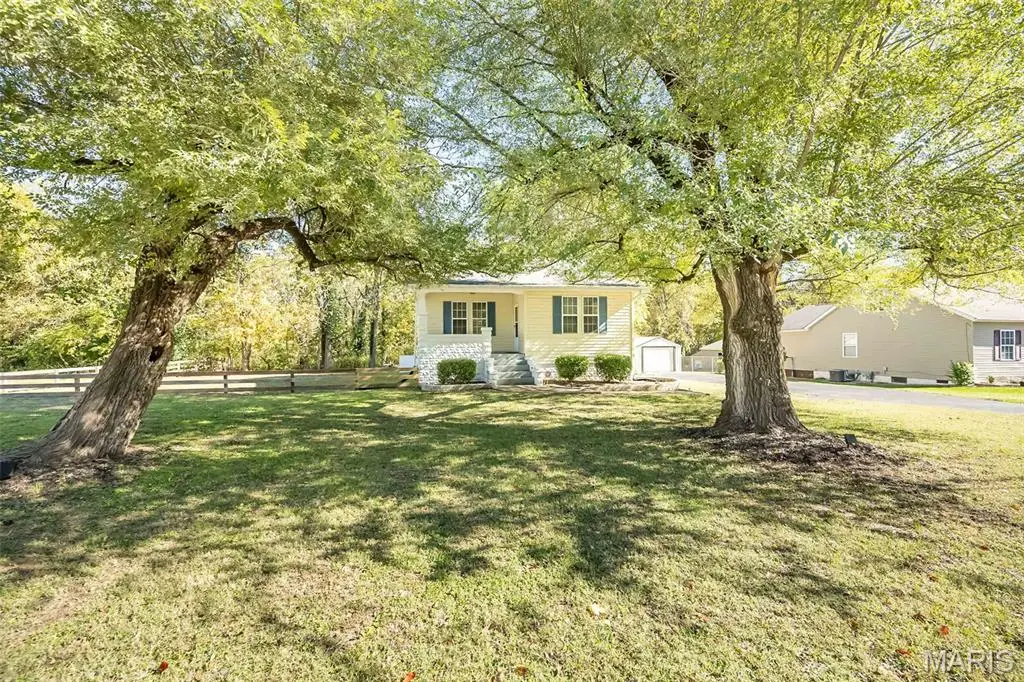 504 Saint Clair Road, Fairview Heights, IL 62208 - #1