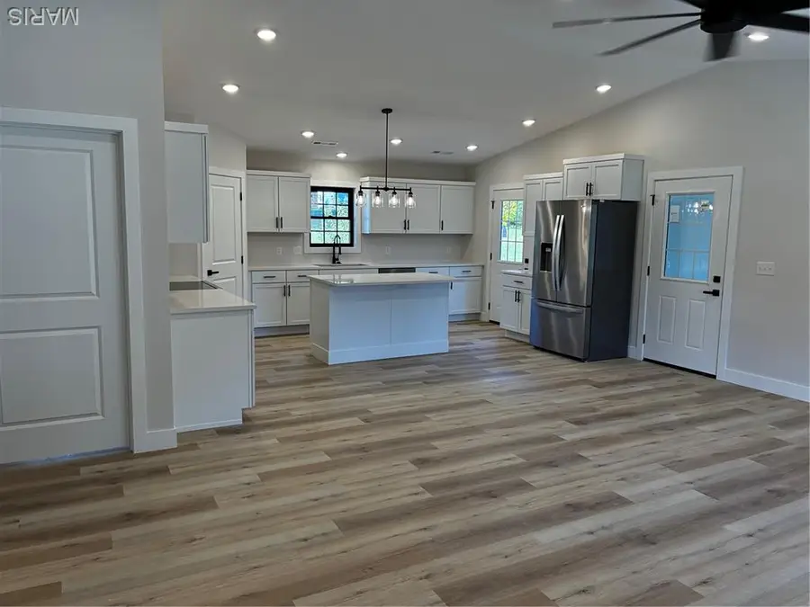 1006 Second Street W, Scott City, MO 63780 - Image #2