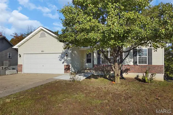 221 Conrad Cir Circle, Truesdale, MO 63380