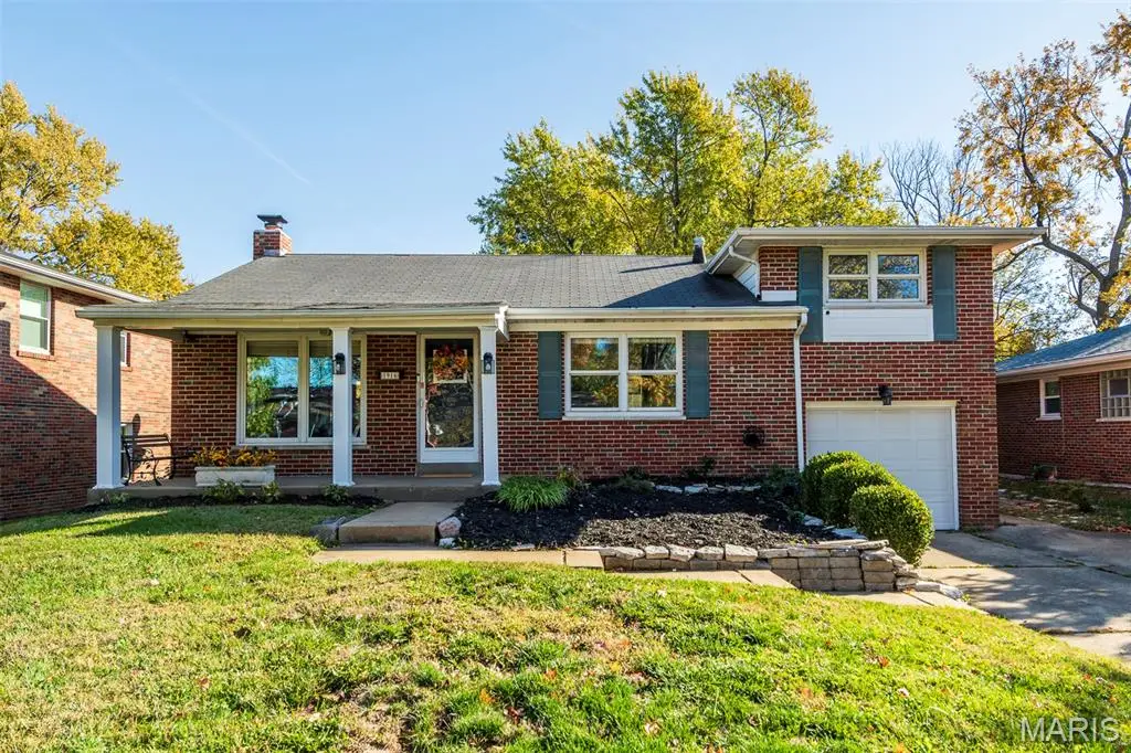 1916 Brassie Drive, Saint Louis, MO 63114 - Image #1