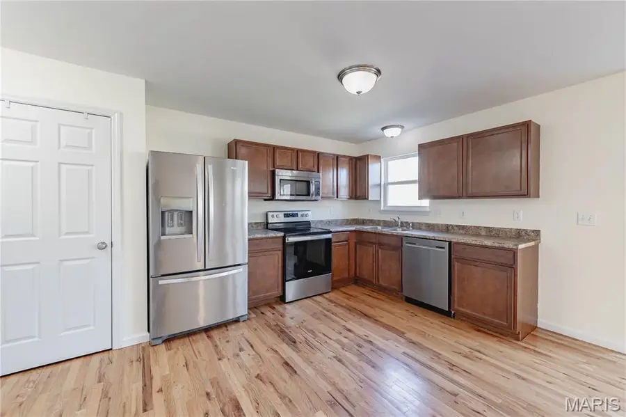 618 Country Heights Drive, Lake Saint Louis, MO 63367 - Image #3