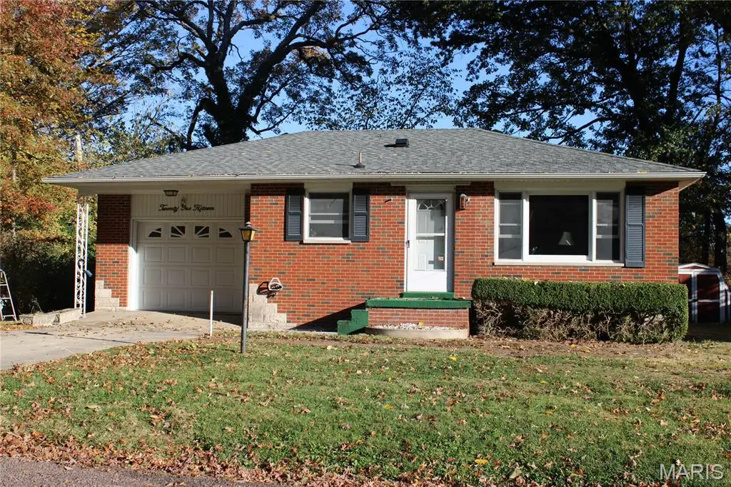 2115 Hill Crest Drive, Highland, IL 62249 - #1