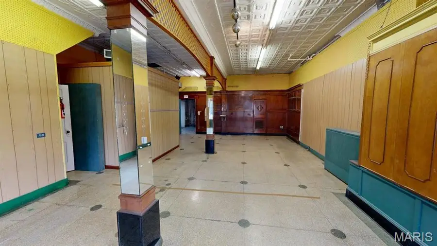 6829 Gravois Avenue, Saint Louis, MO 63116 - Image #3