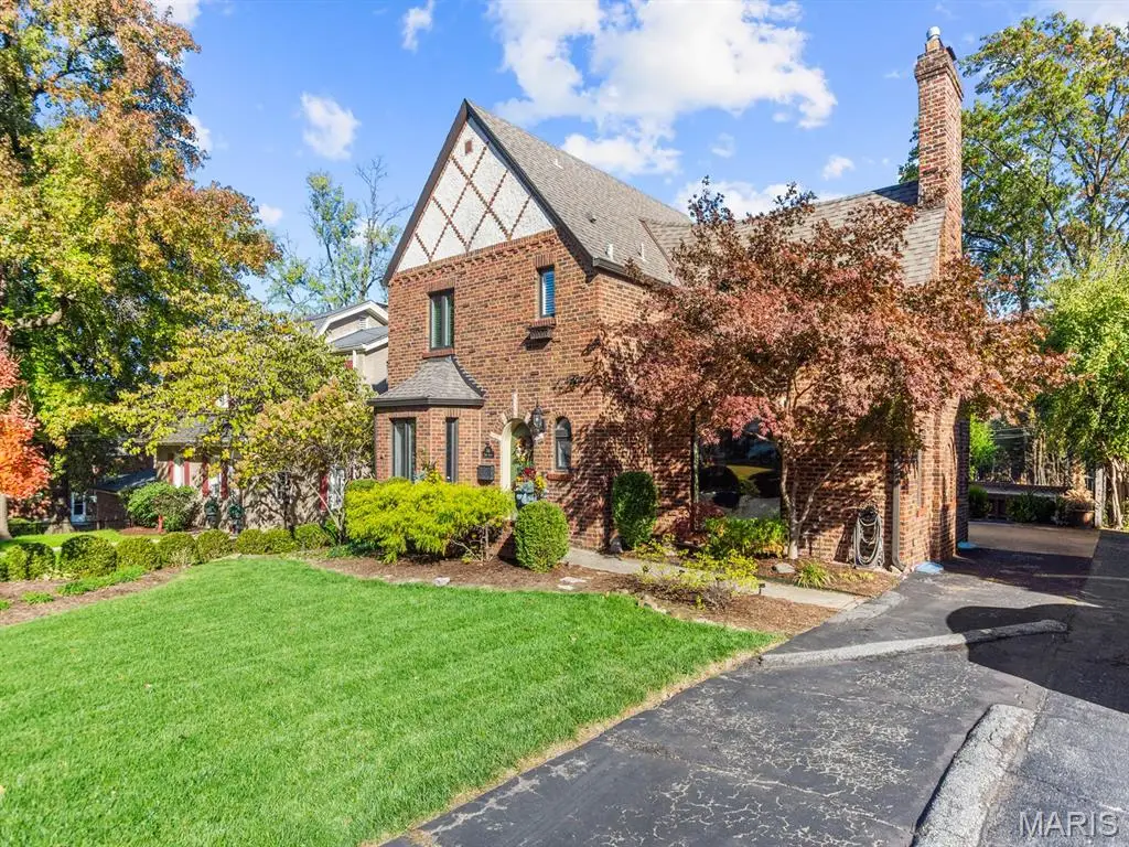 546 Donne Avenue, University City, MO 63130 - #1