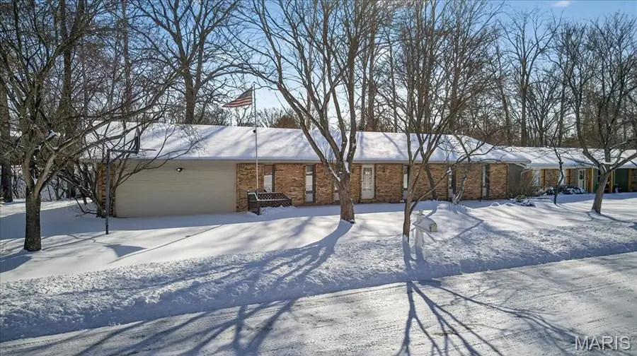 216 Shelburne Drive, Saint Charles, MO 63301 - Image #2