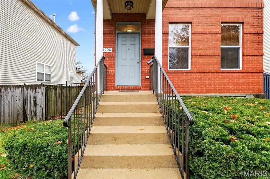 1208 S 13th Street, Saint Louis, MO 63104 - Image #2
