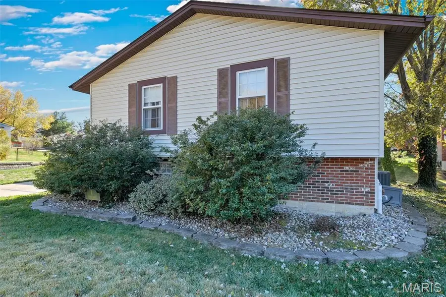 7 Amber Court, Saint Charles, MO 63303 - Image #3