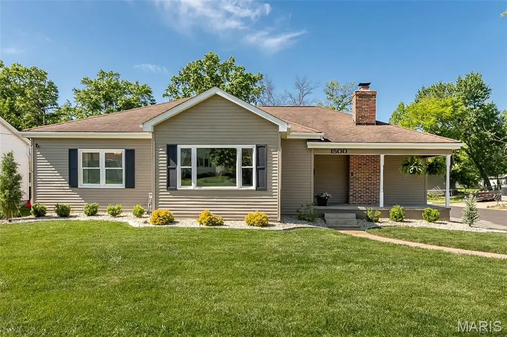 1500 E 6th Street, Washington, MO 63090 - #1