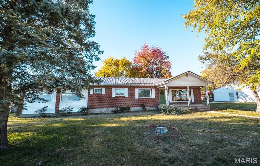 612 N Commercial Street, Crocker, MO 65452 - Image #2